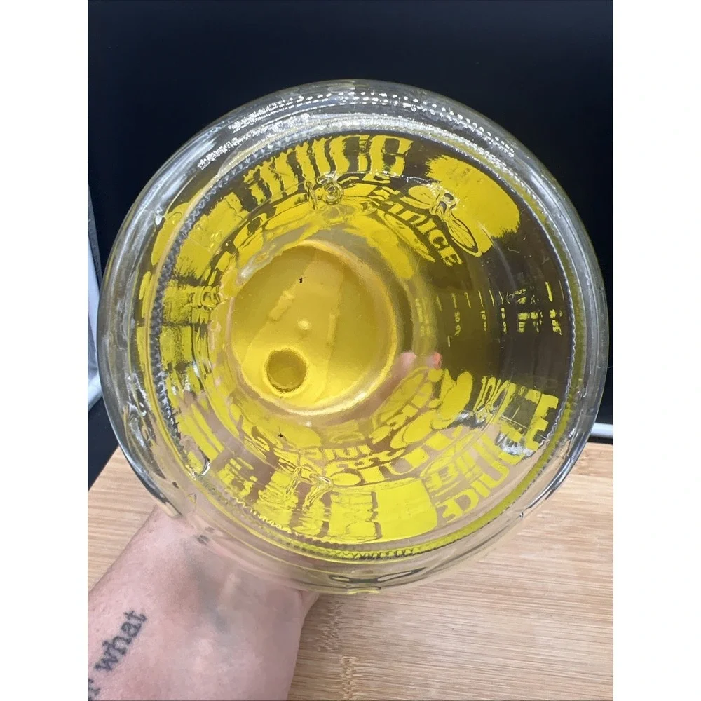 Vintage Glass Juice Carafe Pitcher with Pour Lid Lemon Yellow Design 24 oz MCM